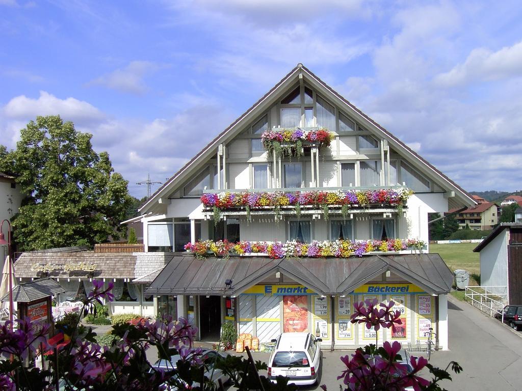 Schwarzwald-Pension Fechtig Юлинген-Биркендорф Екстериор снимка